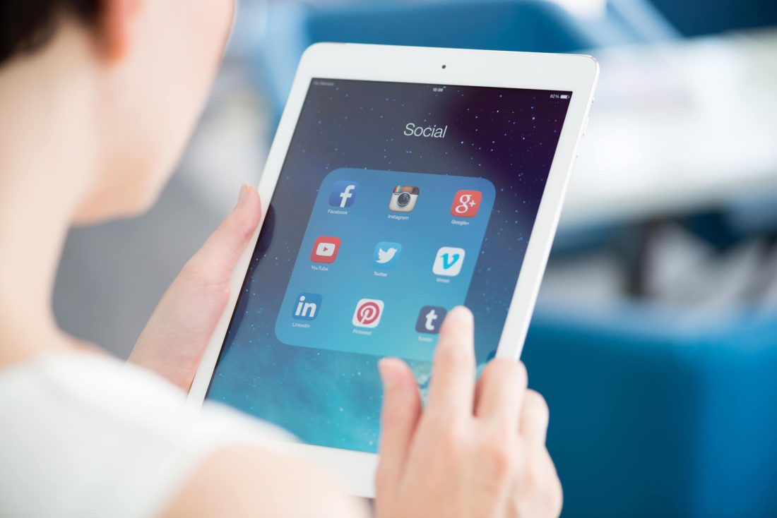 como-o-marketing-nas-redes-sociais-ajuda-na-aproximacao-com-o-cliente.jpeg